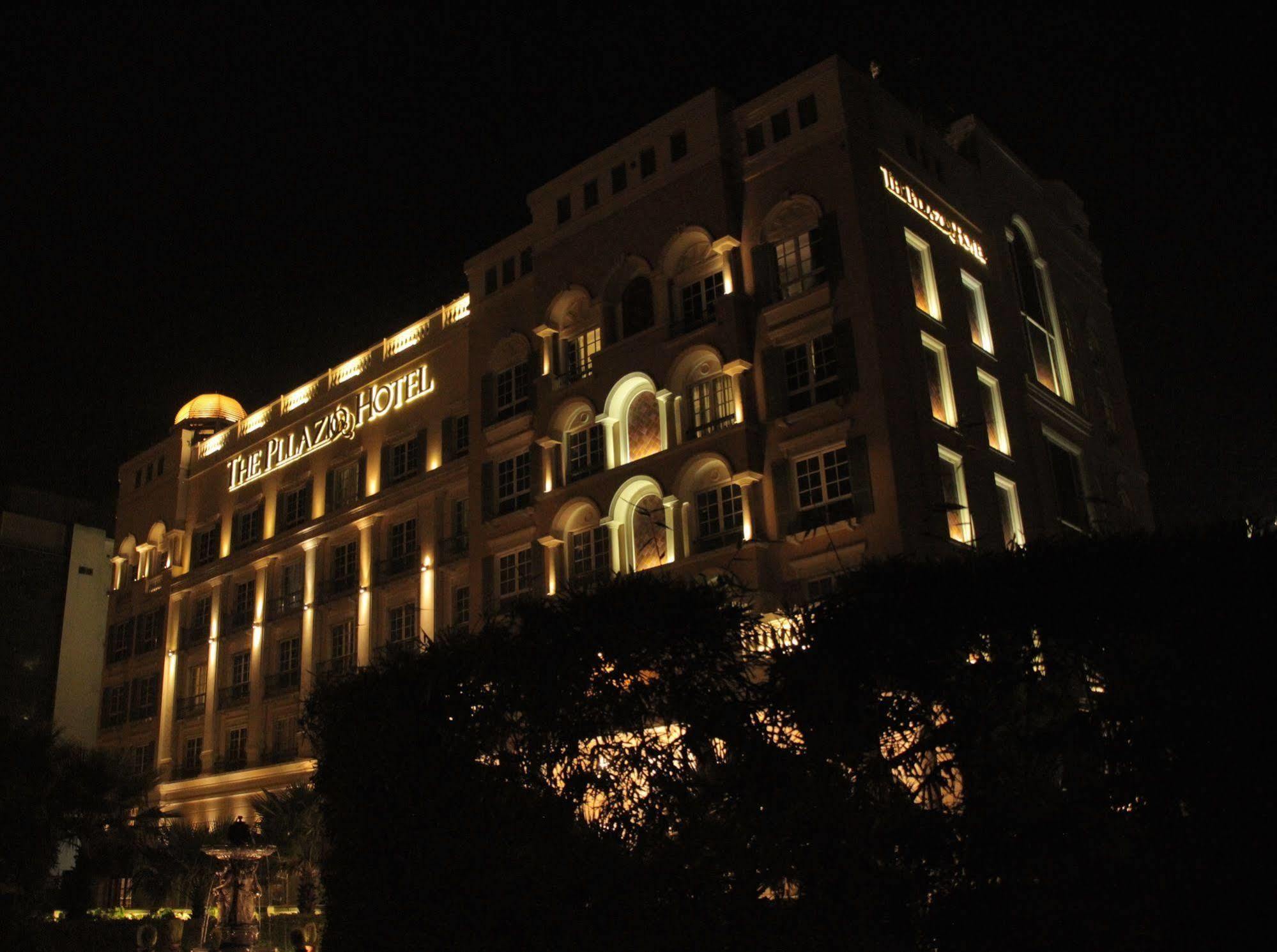 The Pllazio Hotel Γκουργκάον Εξωτερικό φωτογραφία